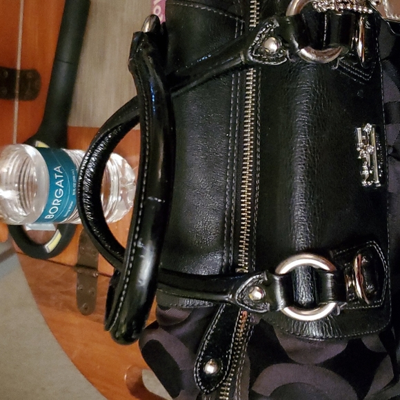 Purse - Picture 3 of 5